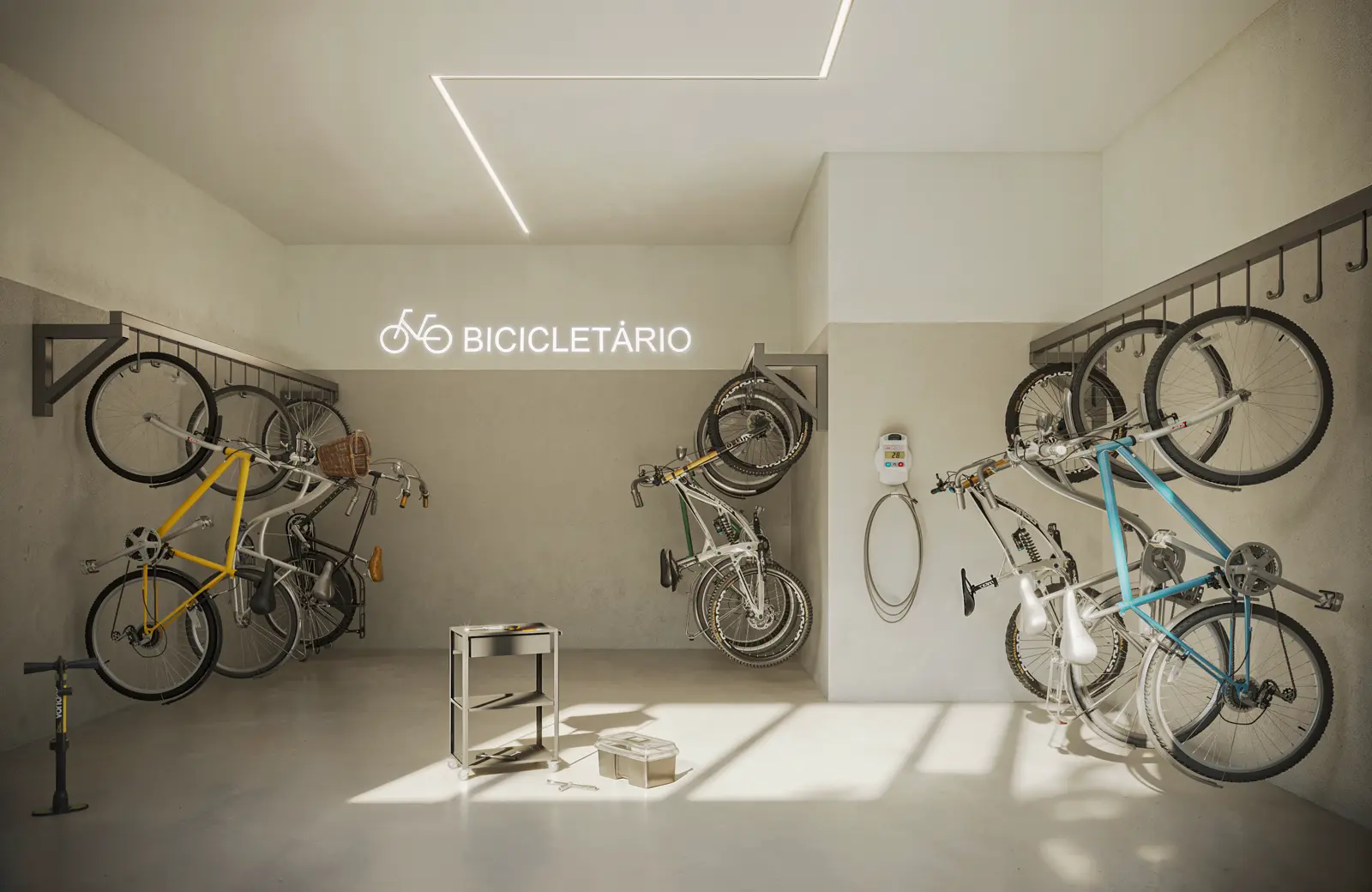 Bicicletário com bicicletas penduradas